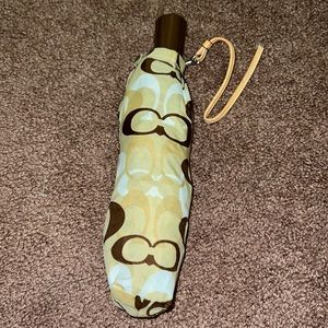 Coach umbrella